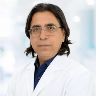 Dr. Rajesh Puri, gastroenterologist at Medanta Gurugram, India