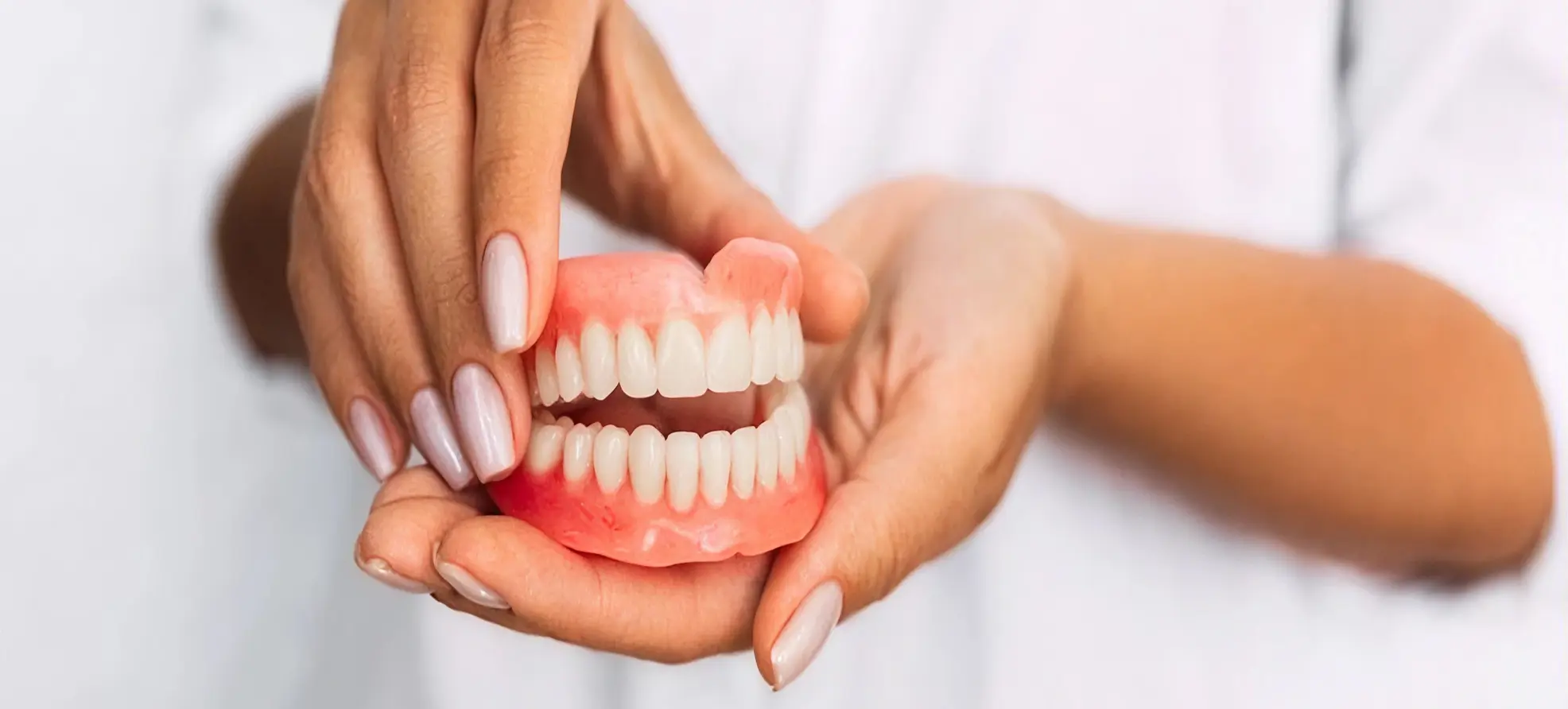 Full-Arch Dental Implants in India: Immediate Loading, All-on-4 Concepts and Zygomatic Options